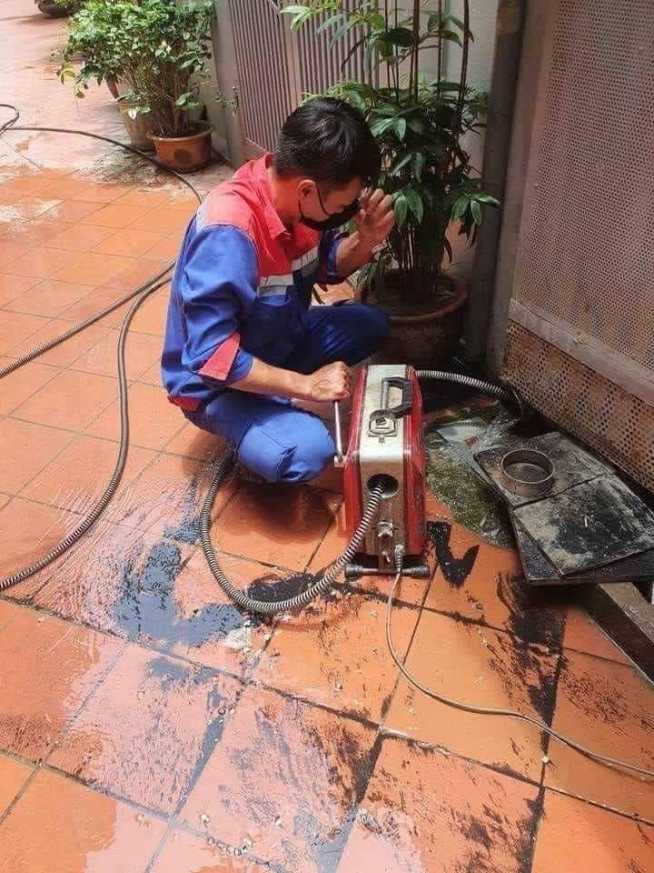 Công ty TNHHH Vệ Sinh Môi Trường Xanh Nhật Quang
