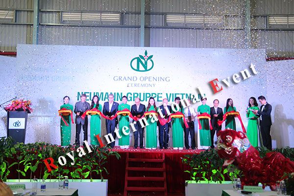 Đến với Công ty Tổ chức sự kiện Hoàng Gia, bạn sẽ được tư vấn những giải pháp tốt nhất