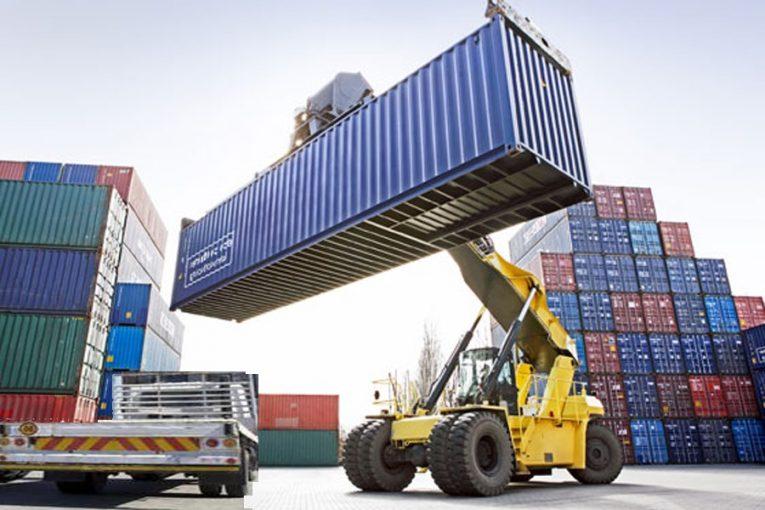 Công việc xuất nhập khẩu làm gì?