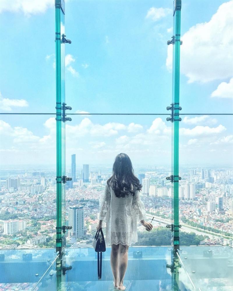Bạn có thể ngắm nhìn thành phố từ trên cao