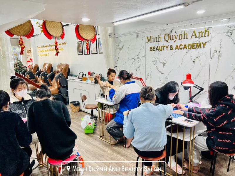 Đào Tạo Nghề Nails Mi Thái Bình