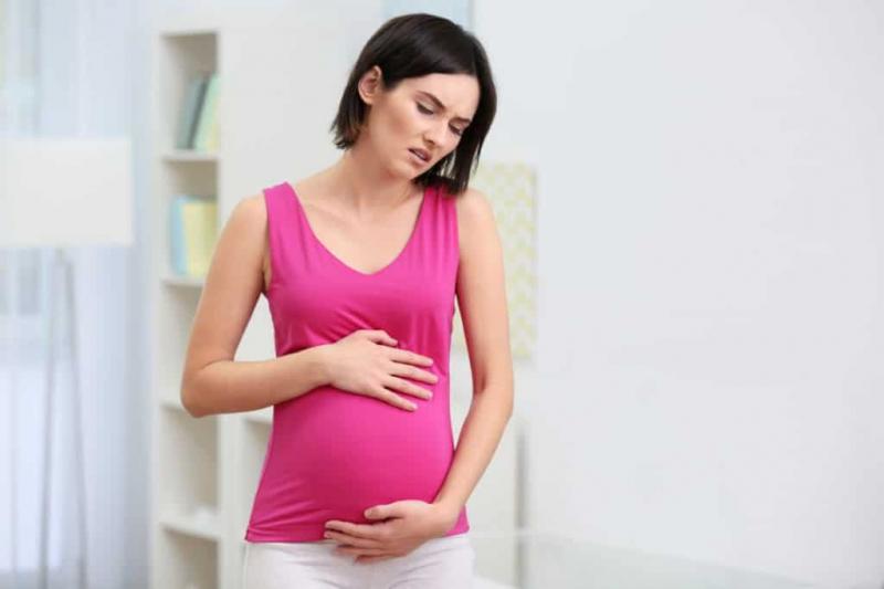 Đau khớp háng, xương mu cuối thai kì