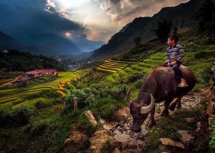 Đi bộ khám phá các bản làng dân tộc vùng cao
