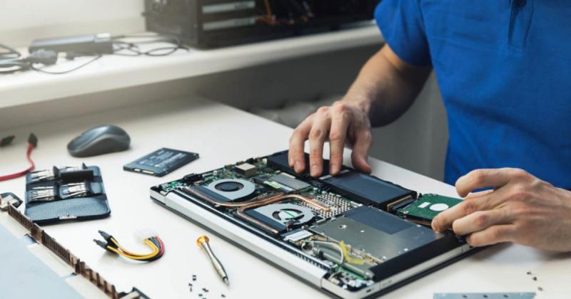 Vũ Hưng Laptop