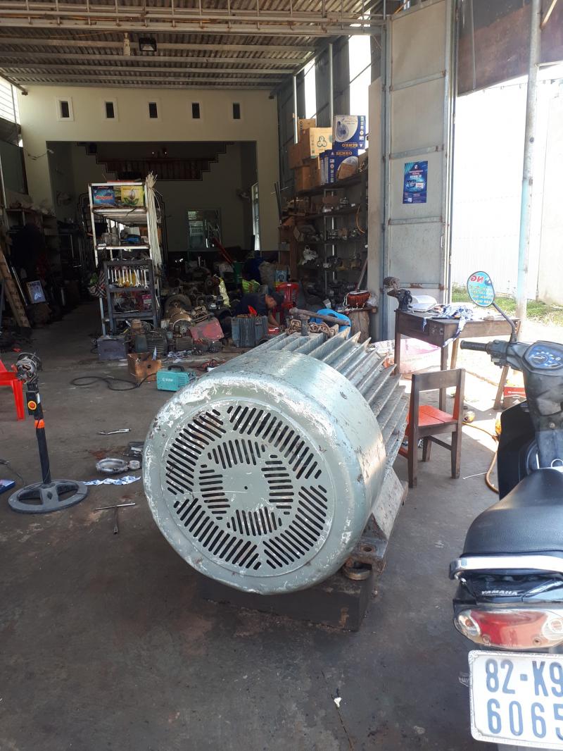 Điện Cơ Ngọc Huấn