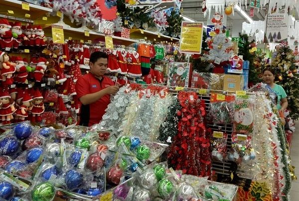Đi chơi giáng sinh tại các siêu thị