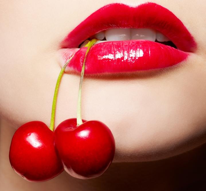 Quét thêm một lớp son bóng