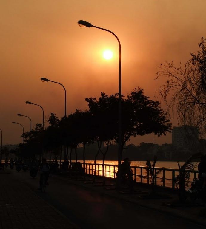 Bến Hàn Quốc - Nhật Bản