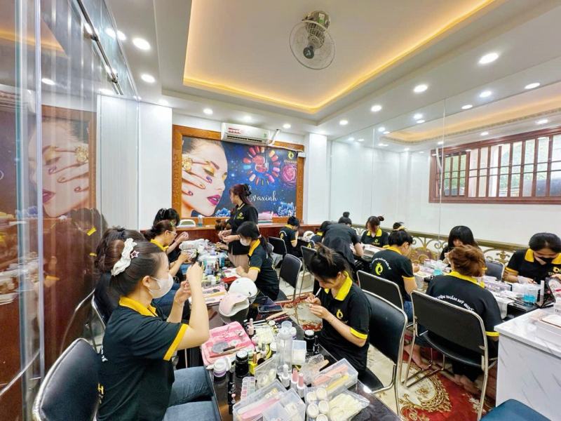 EvaXinh - Địa Chỉ Học Nghề Nail Uy Tín Tại TP. Hồ Chí Minh