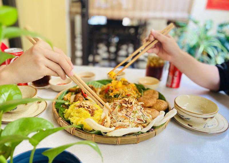 Gà Hàn Thuyên