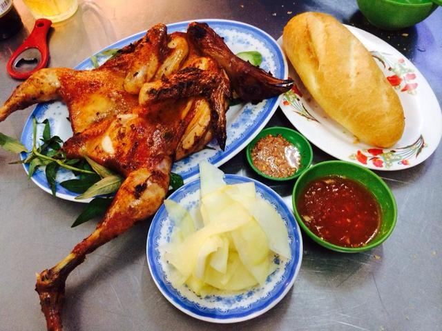 Gà Nướng Lu Việt Hương