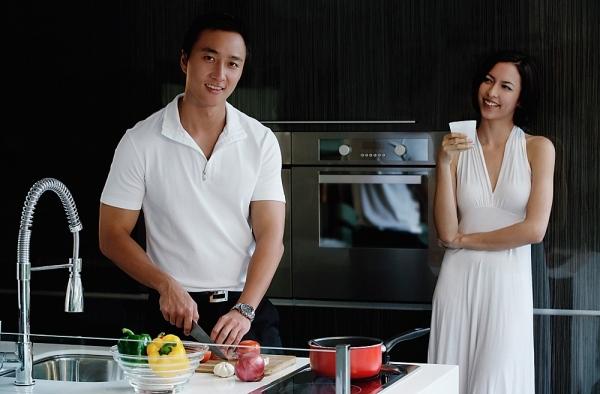 Hãy dành ra những lời nói, hành động, cử chỉ nhỏ nhặt để thể hiện tình cảm của mình.