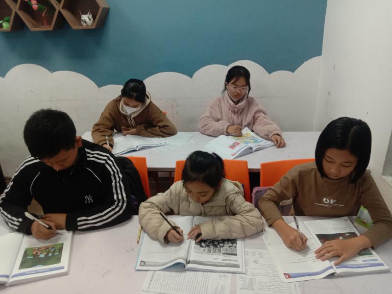 Trung tâm Anh Ngữ Quốc Tế Aplus Kim Sơn