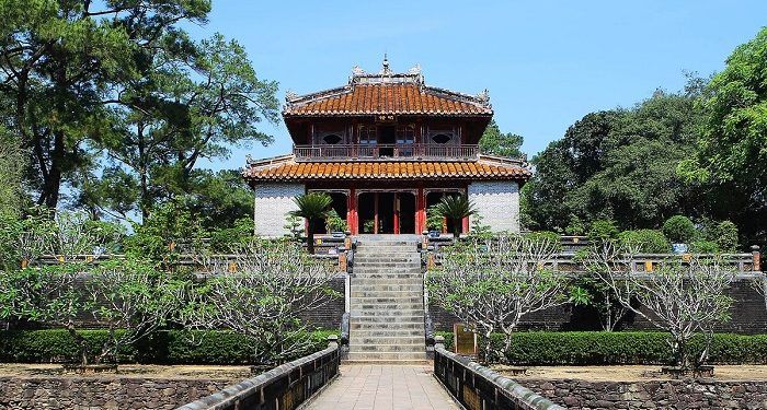 ﻿﻿Có thể nói vẻ đẹp của lăng Minh Mạng Huế là sự kết hợp của màu sắc cổ điển, truyền thống, đậm chất Nho giáo nhưng vẫn không mất đi cái thi vị, lãng mạn và chất thơ ca ﻿