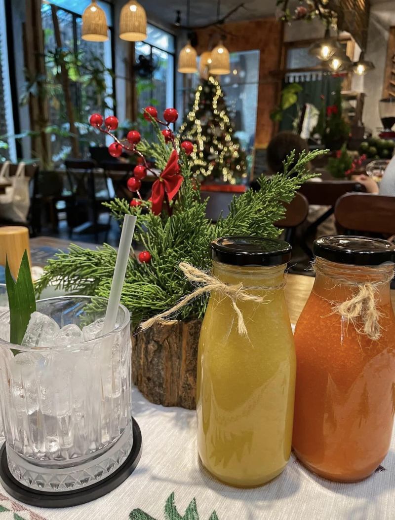 Hòn Chồng Cafe