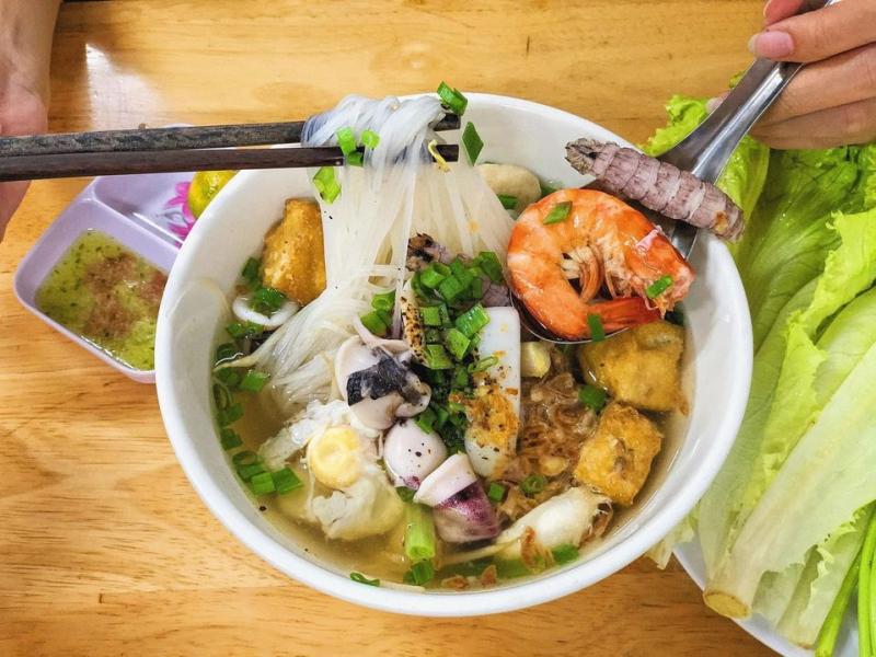 Hủ Tiếu Mực Nghi Long