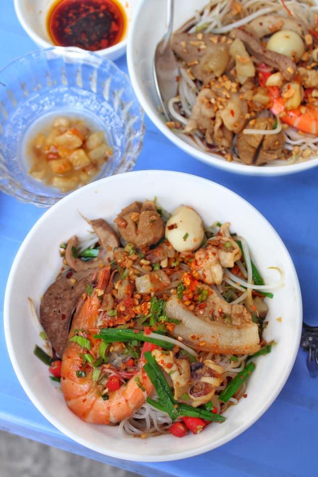 Hủ tiếu trộn Thái