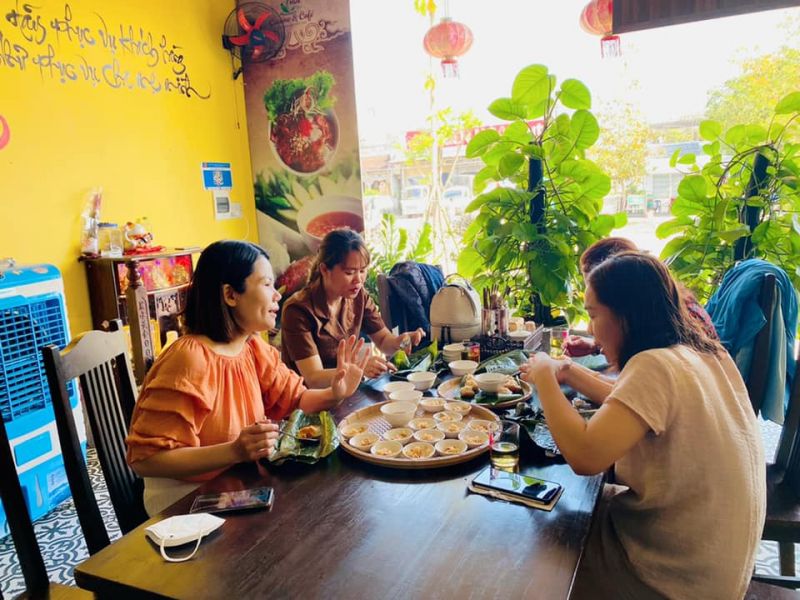 Hue Cuisine & Cafe