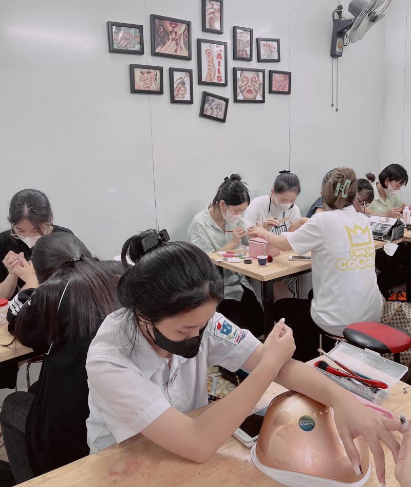 Huyền Nail