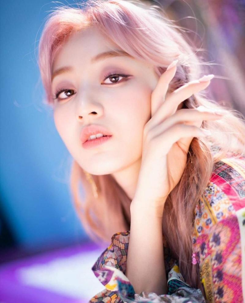 Jihyo (TWICE)