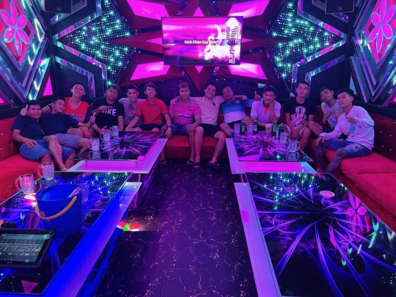 Karaoke T3 - Long Xuyên