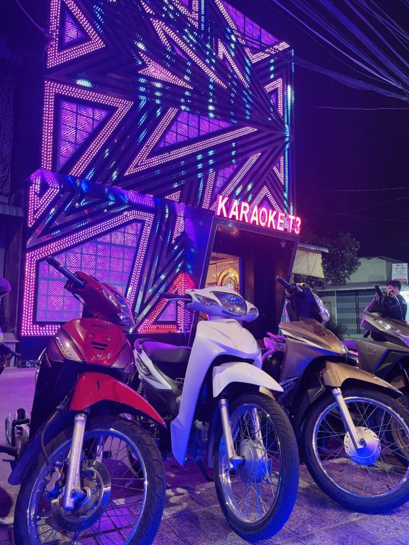 Karaoke T3 - Long Xuyên