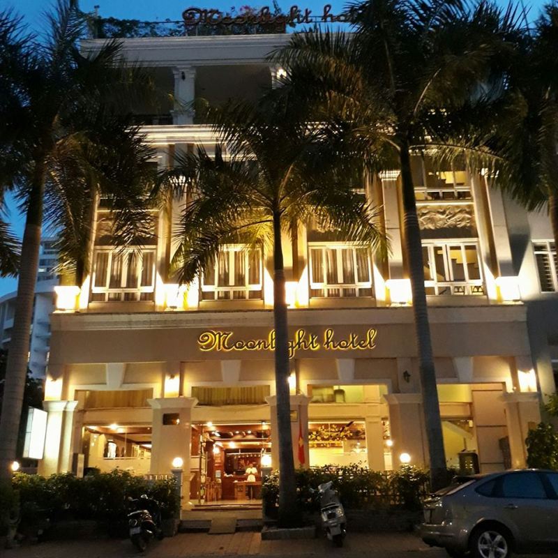 Moonlight Saigon South