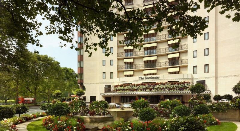 Khách sạn The Dorchester
