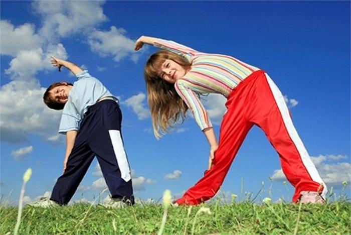 Tập thể dục hàng ngày, ăn uống điều độ, ngủ đủ giấc