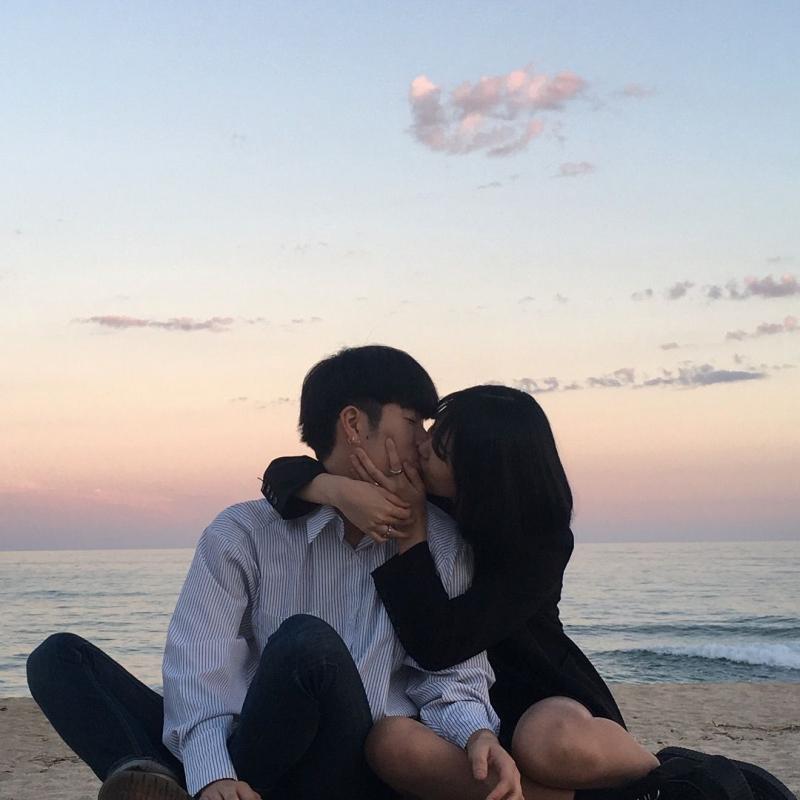 Một bức hình khiến các FA phải ghen tị lắm đây.