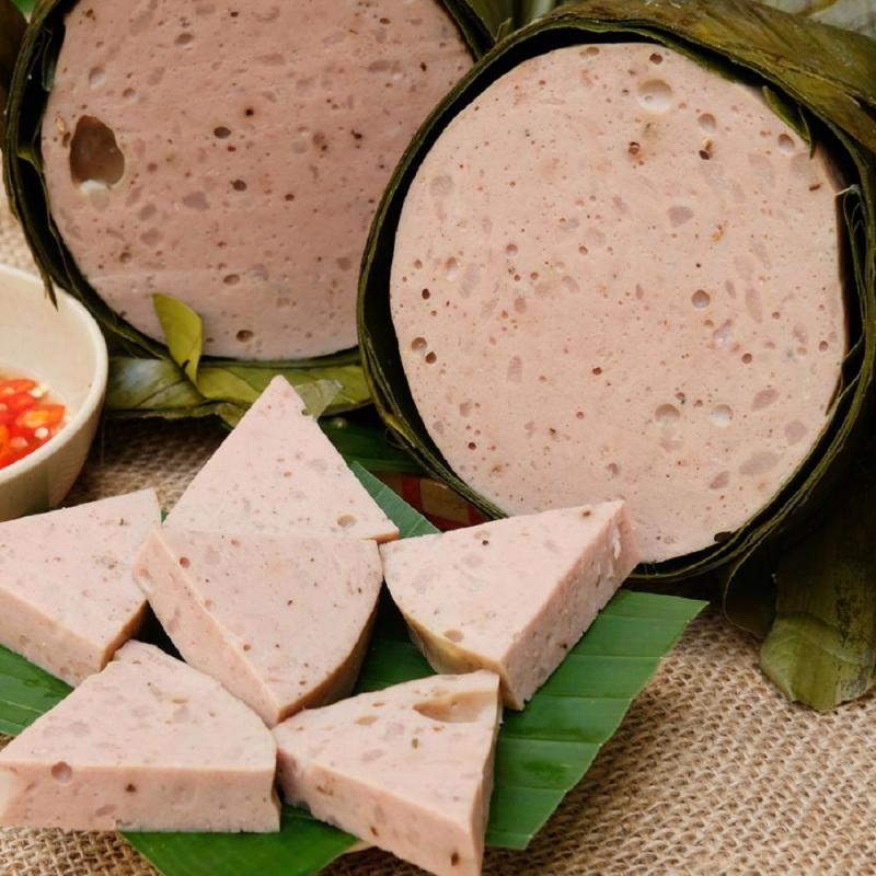 Làng nghề giò chả Hoàng Trung