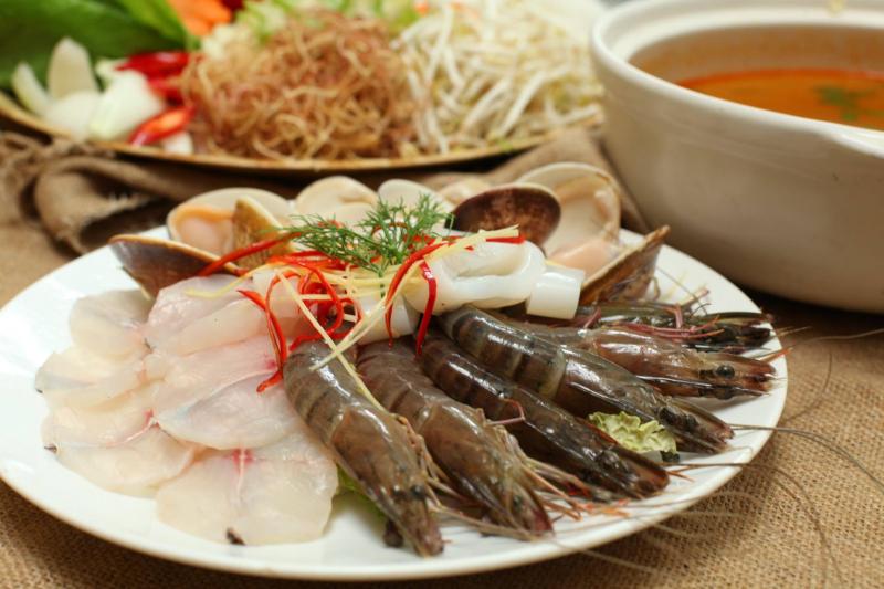 Lẩu Cá Gia Truyền