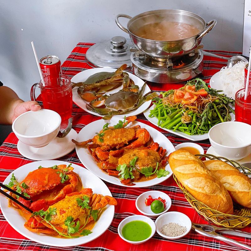 Lẩu Cua Đất Mũi