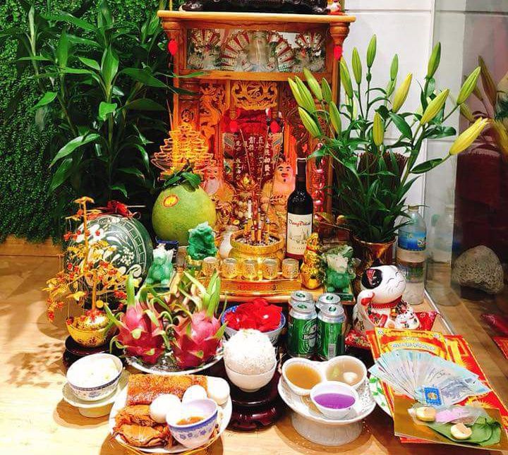 Hoa cúng Thần Tài