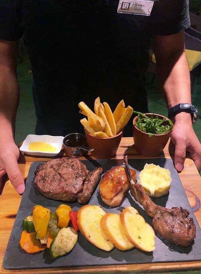 Le Jardin – French Bistro