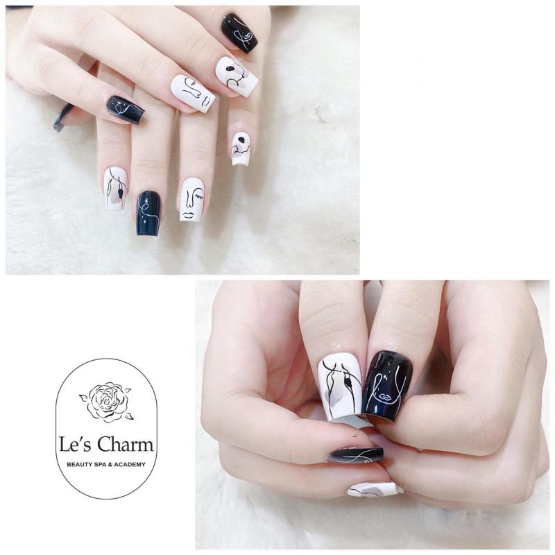 Le's Charm