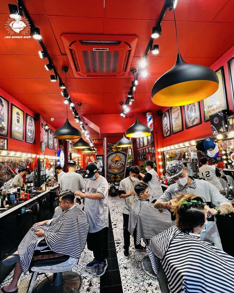Liem Barber Shop Hanoi