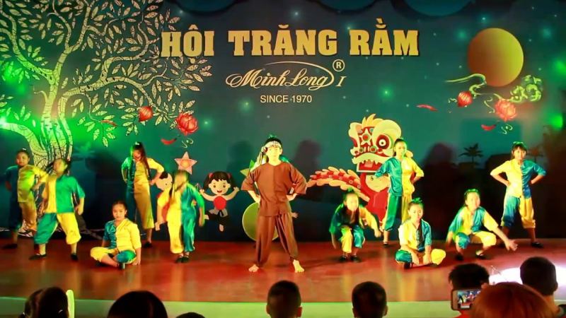 Lời dẫn chú Cuội - chị Hằng đêm văn nghệ Trung thu