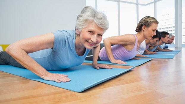 Tập yoga 20 phút mỗi ngày sẽ giúp cải thiện chứng đãng trí