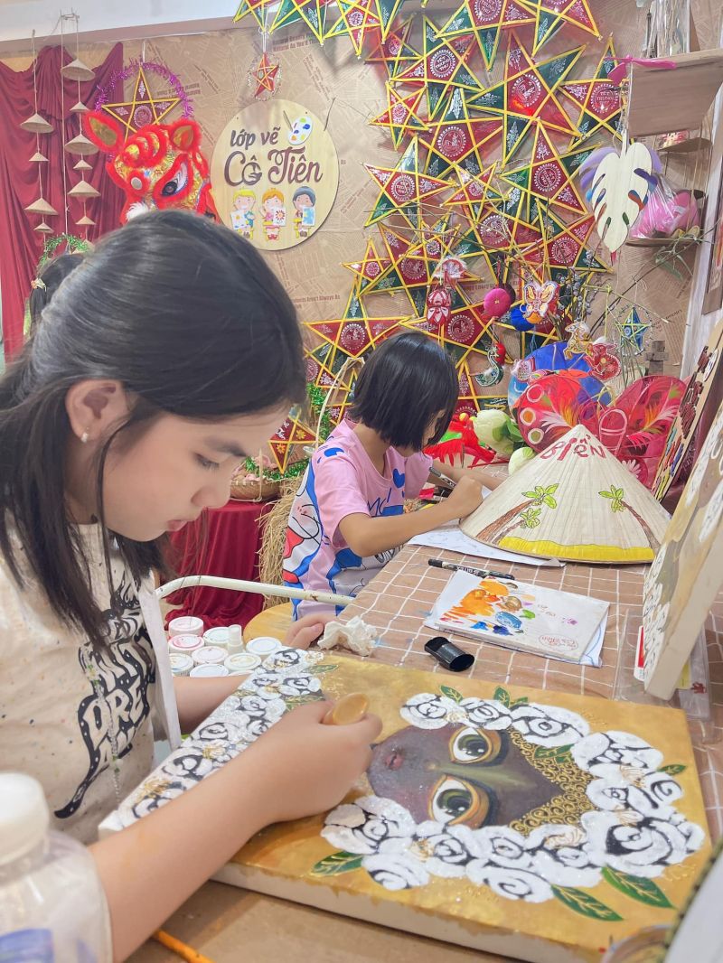 Lớp Vẽ Cô Tiên