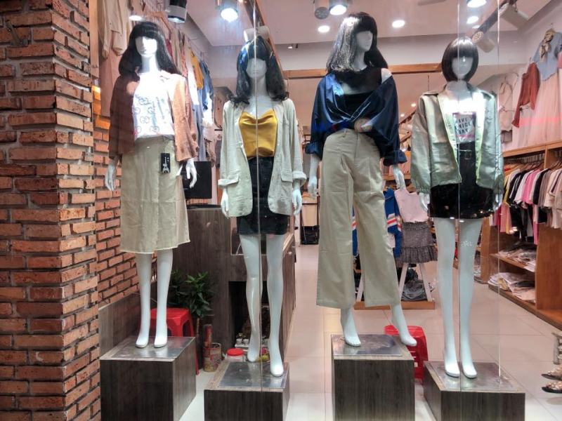 Hình ảnh tại Luxy Fashion