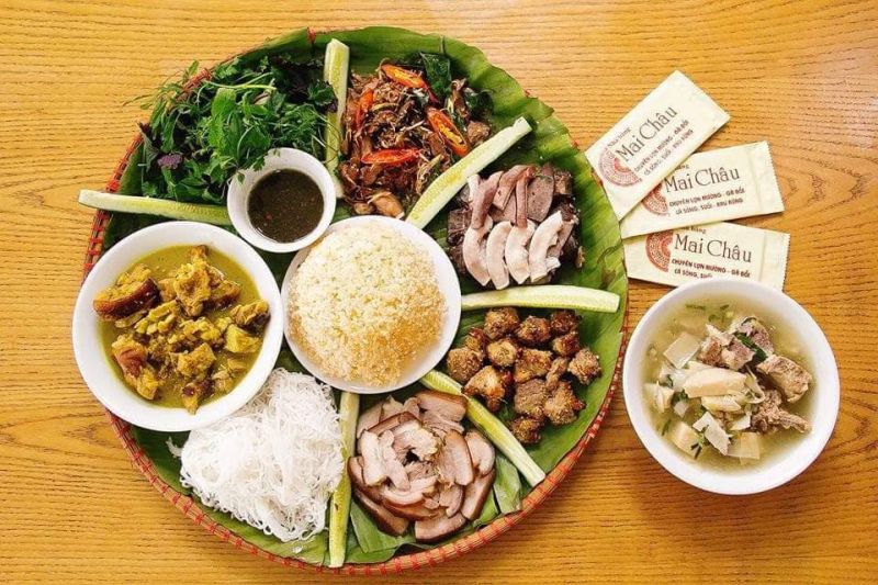 Nhà Hàng Mai Châu
