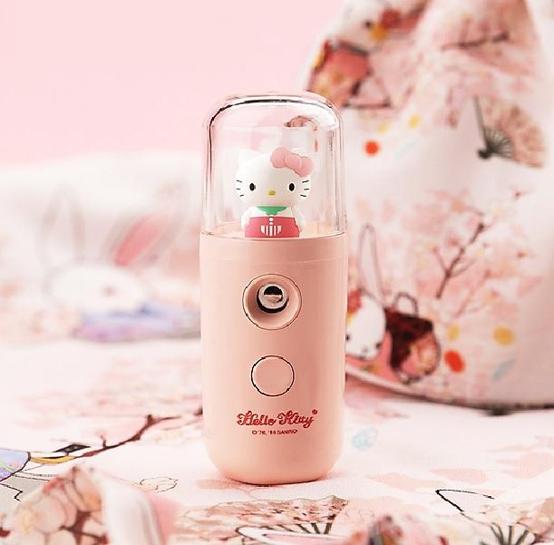 Máy phun sương tạo ẩm, cân bằng da mặt EMIE