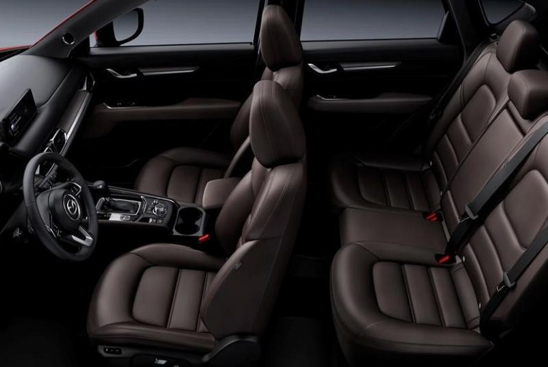 Nội thất ấn tượng của Mazda CX-5