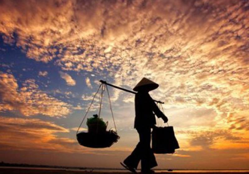 Chiếc bóng thu vàng