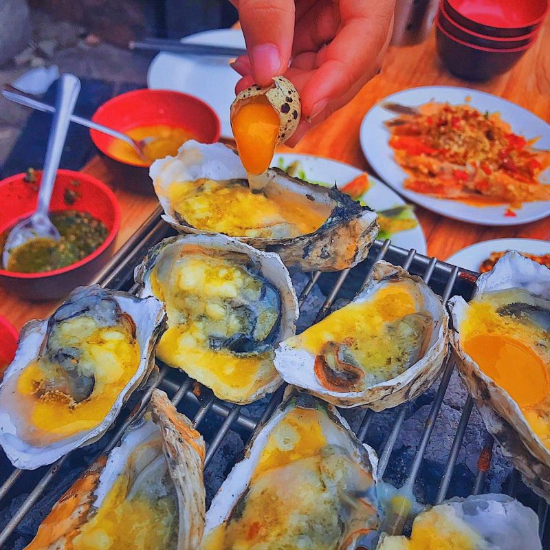 MỌI - BBQ & Street Food