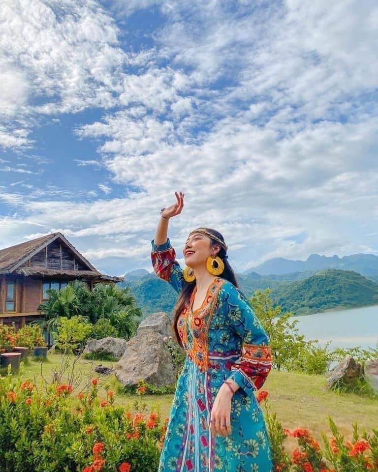 Nadie vintage - Bán và cho thuê đồ du lịch