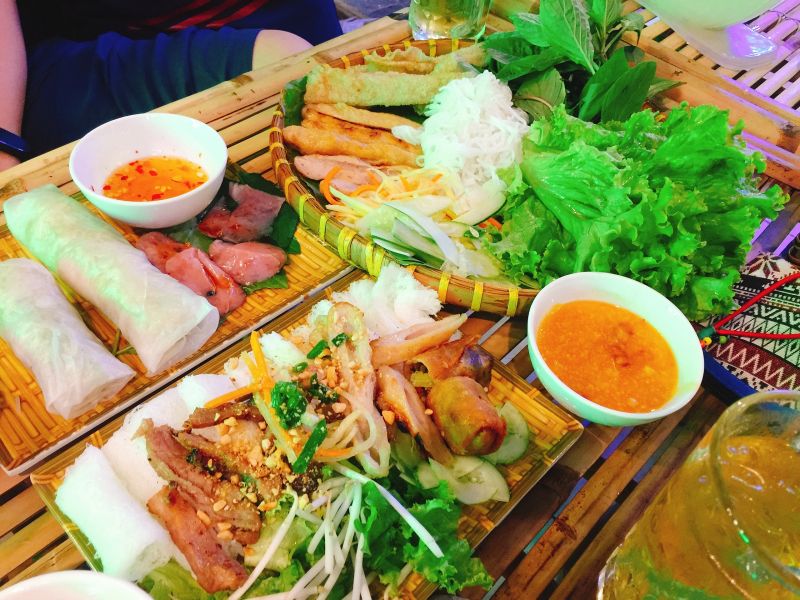 Bún Mắm Nêm - Nem Nướng - Trà Sữa Ăn Vặt Chú Đào Lochi