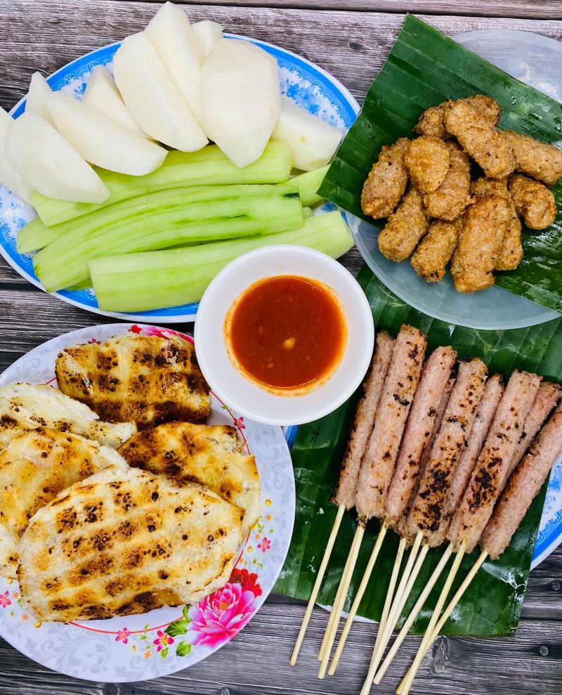 Nem nướng Em Thúy