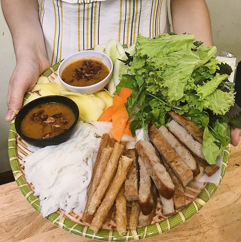Nem nướng Hắt 2 Ô